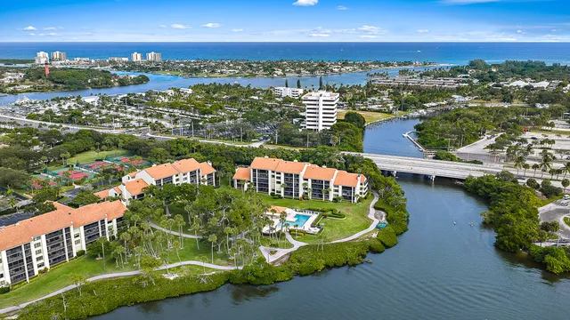 $825,000 | 1000 North Us Highway, Unit BE201, Jupiter, FL 33477