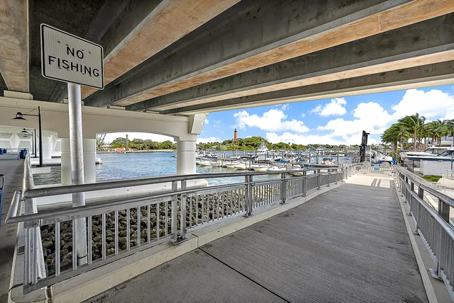 $825,000 | 1000 North Us Highway, Unit BE201, Jupiter, FL 33477