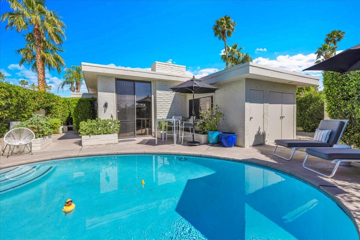 130 West Racquet Club Road, Unit 419 Palm Springs, CA 92262 - Photo 3 of 45 32-32