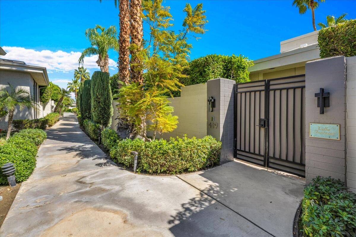 130 West Racquet Club Road, Unit 419 Palm Springs, CA 92262 - Photo 4 of 45 02-02