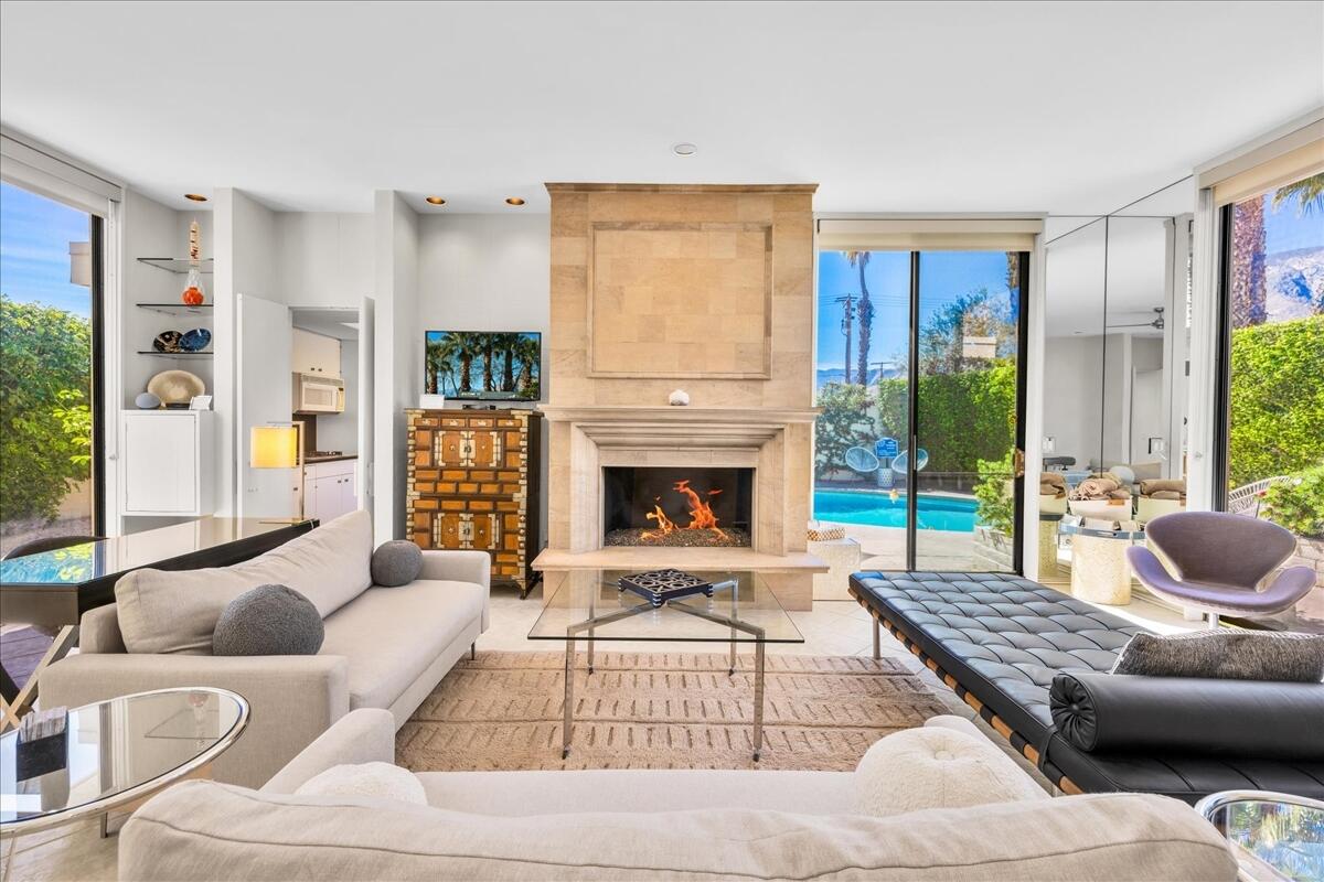 130 West Racquet Club Road, Unit 419 Palm Springs, CA 92262 - Photo 7 of 45 07-07