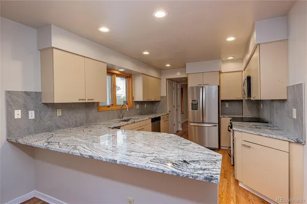 $4,000 | 541 Monroe Street, Unit B, Denver, CO 80206
