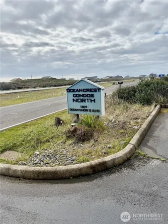 $162,000 | 1307 Ocean Shores Boulevard Southwest, Unit N14, Ocean Shores, WA 98569