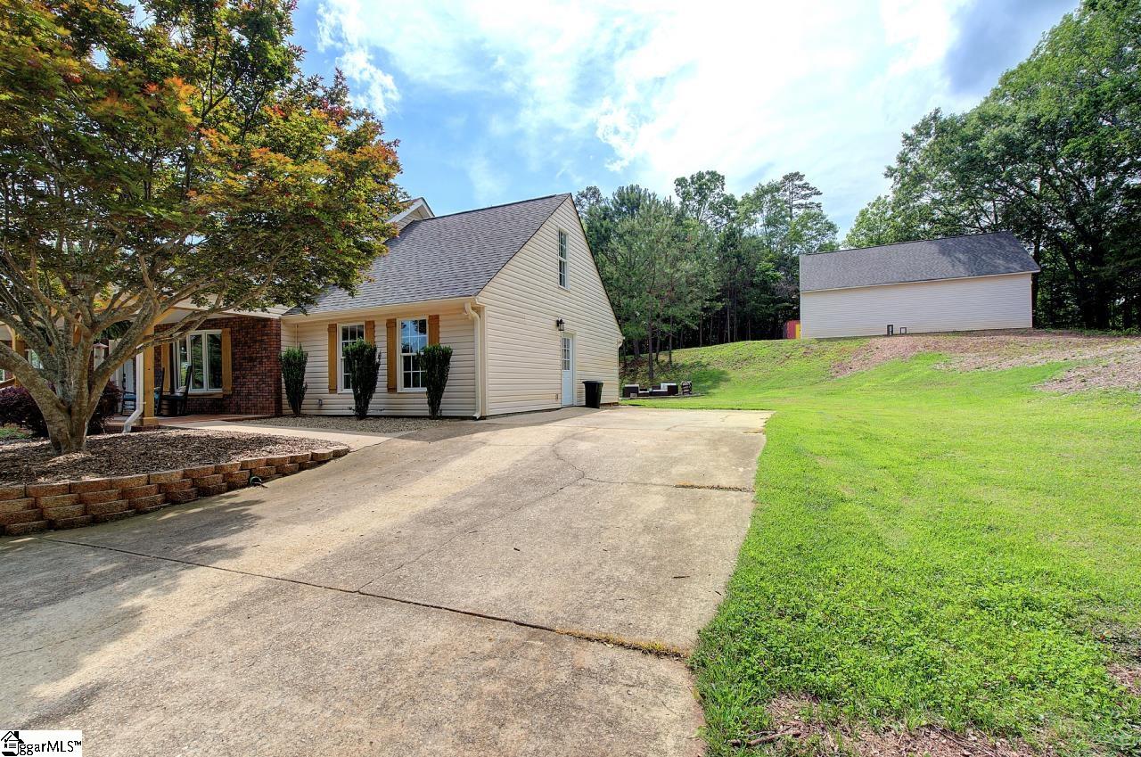244 Hewitt Road Fountain Inn, SC 29644 - Photo 35 of 48 Gallery Image 35