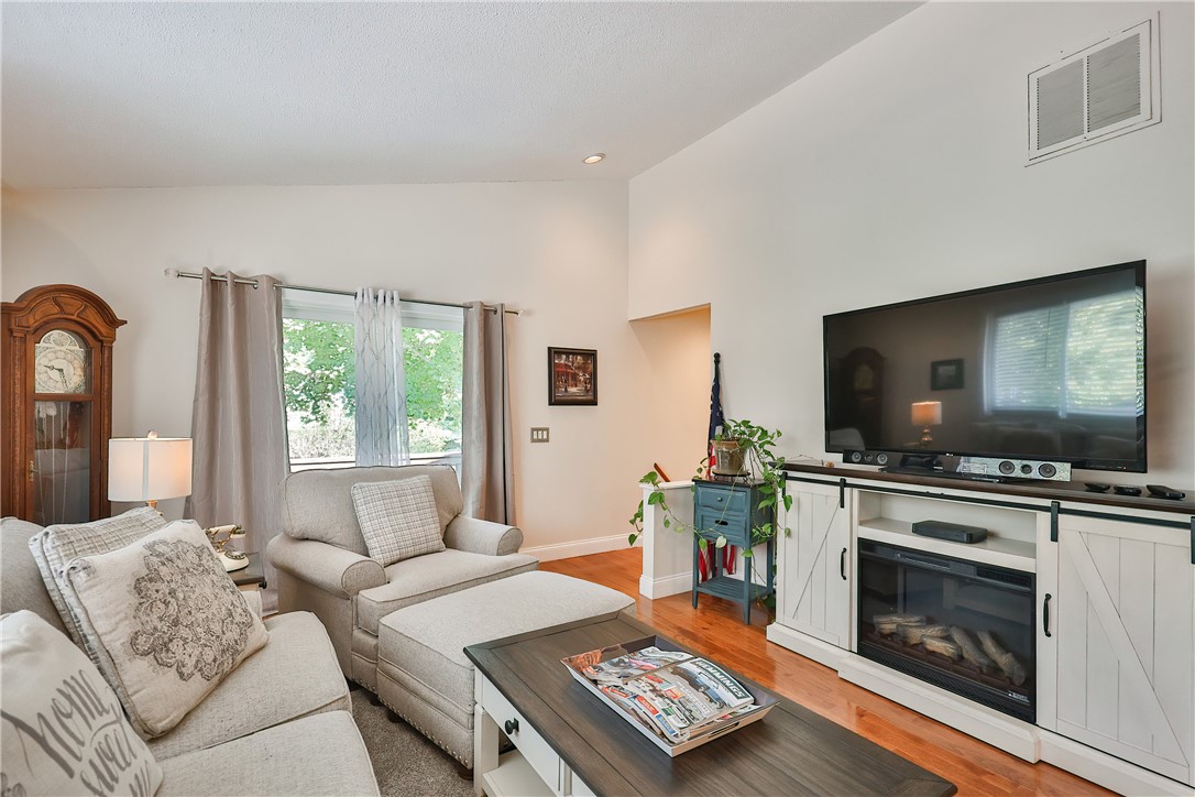 344 Chatham Circle Warwick, RI 02886 - Photo 15 of 44