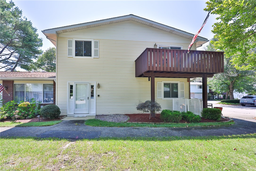 344 Chatham Circle Warwick, RI 02886 - Photo 2 of 44