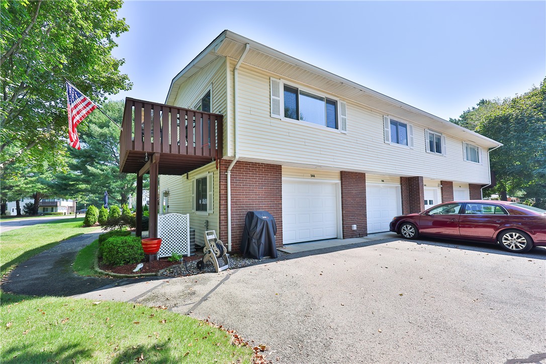 344 Chatham Circle Warwick, RI 02886 - Photo 5 of 44