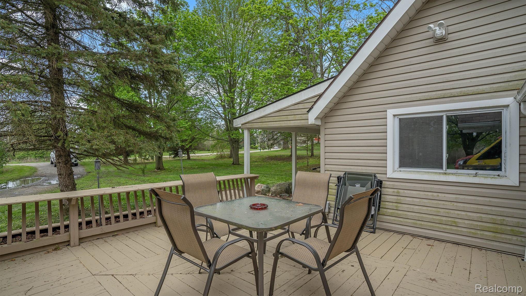 4160 Chilson Road Howell, MI 48843 - Photo 15 of 24 DSC00492.jpg