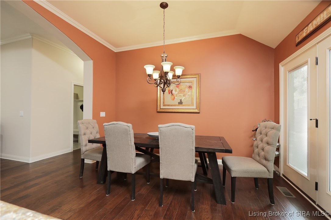 2004 Leanders Road Floyds Knobs, IN 47119 - Photo 11 of 50