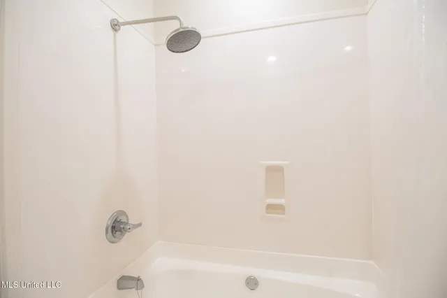 $260,000 | 2252 Beach Drive, Unit 203, Gulfport, MS 39507