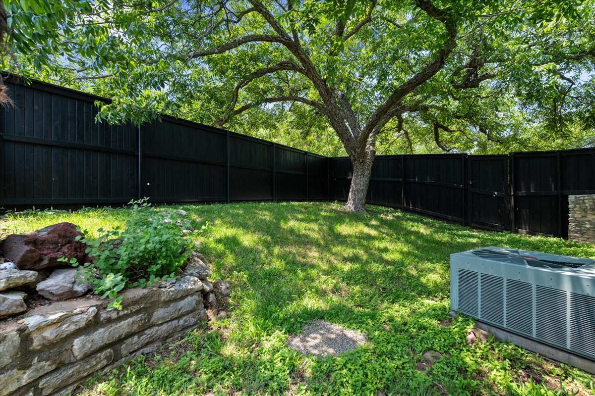 3605 Winfield Cove Austin, TX 78704 - Photo 36 of 37