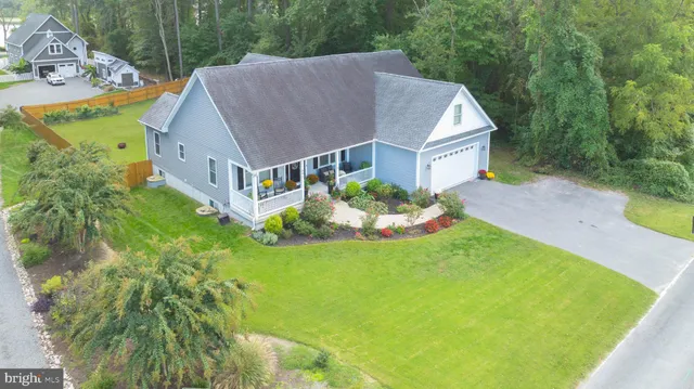 $695,000 | 201 Lavinia Street, Milton, DE 19968