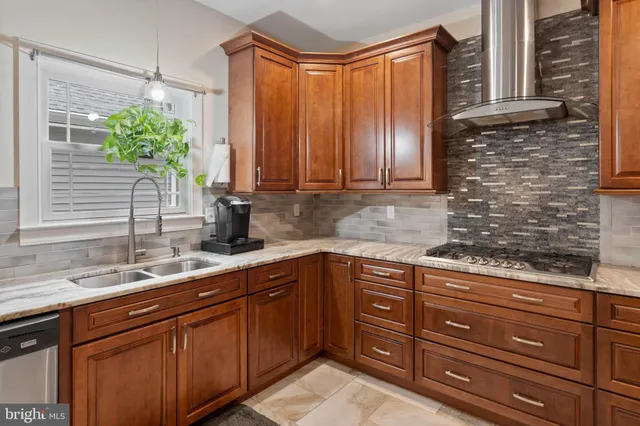 $695,000 | 201 Lavinia Street, Milton, DE 19968