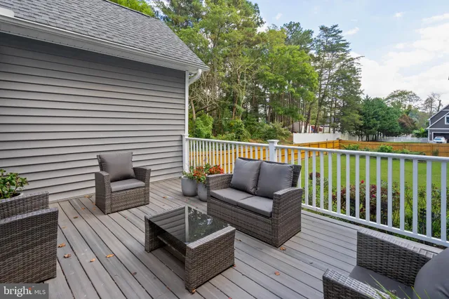 $695,000 | 201 Lavinia Street, Milton, DE 19968