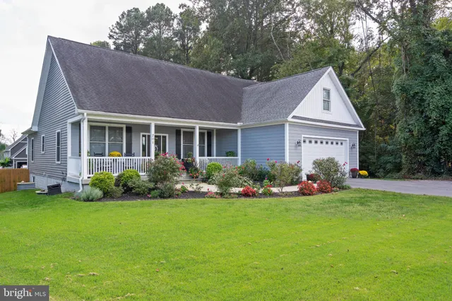 $695,000 | 201 Lavinia Street, Milton, DE 19968