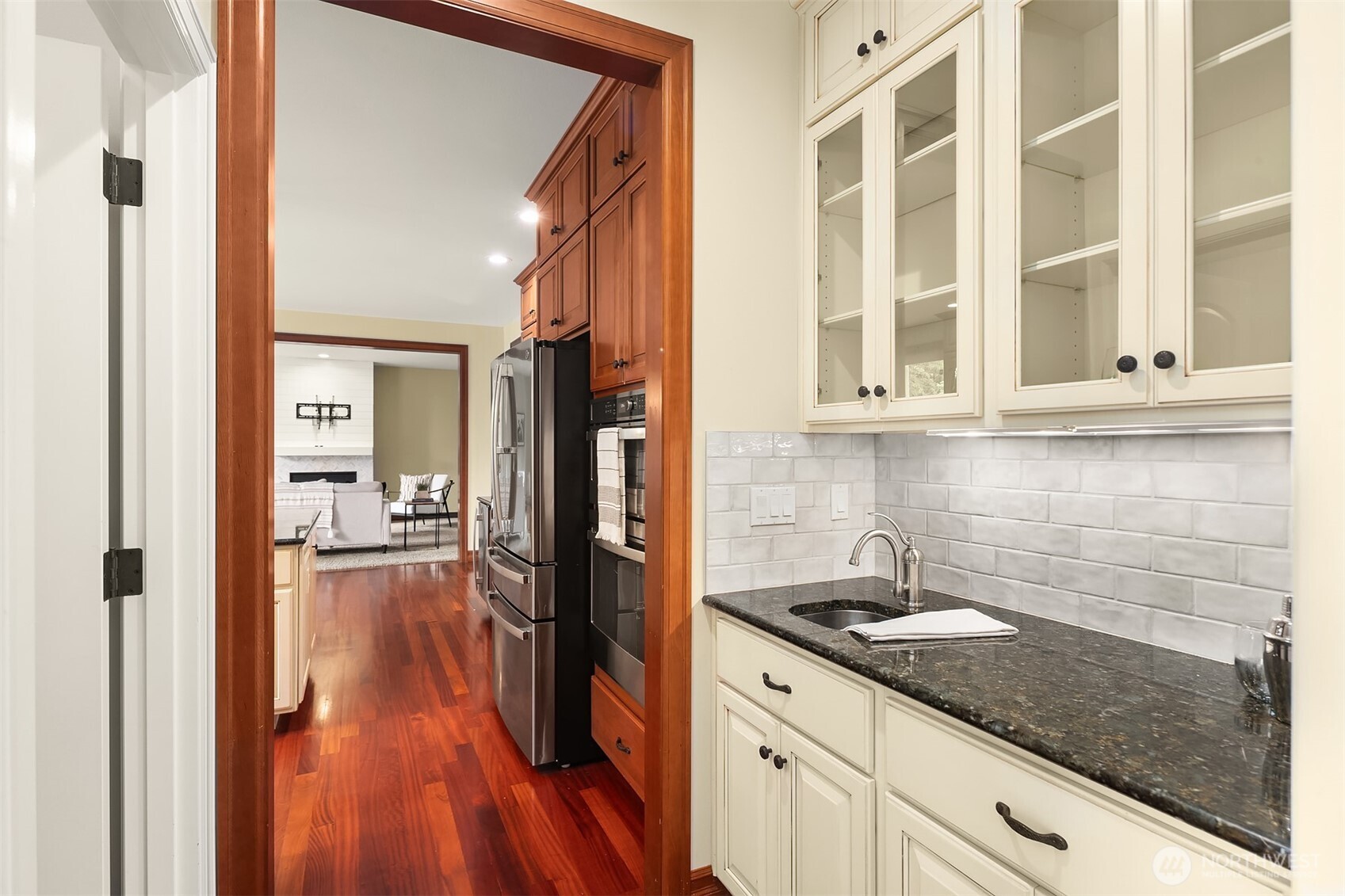 8703 191st Place Southwest Edmonds, WA 98026 - Photo 9 of 38