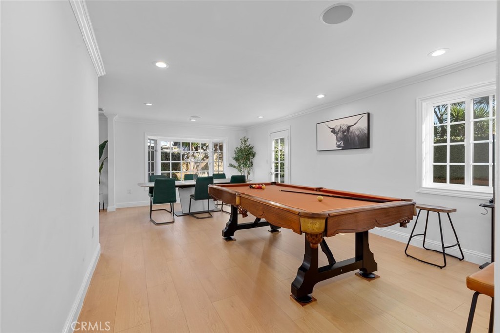 17131 Autumn Huntington Beach, CA 92647 - Photo 9 of 36 a room with furniture pool table and windows