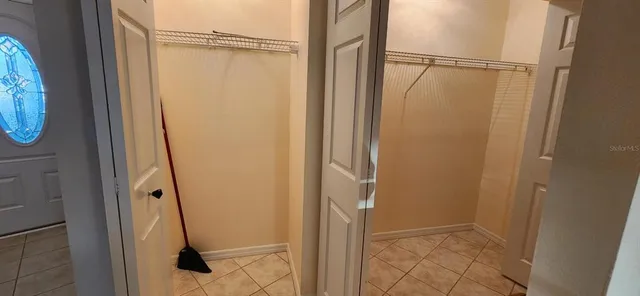 $2,500 | 5124 Palm Aire Drive, Sarasota, FL 34243