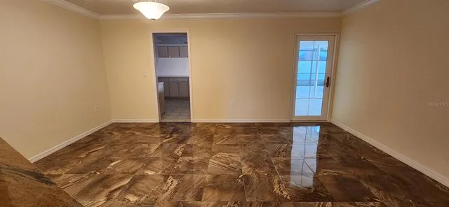 $2,500 | 5124 Palm Aire Drive, Sarasota, FL 34243