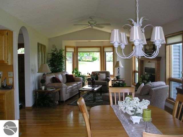 4826 Ridge Crest Road Williamsburg, MI 49690 - Photo 4 of 9 1682204-3.JPG