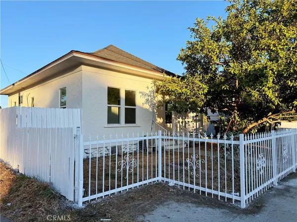 $580,000 | 760 South Elm Street, Pomona, CA 91766