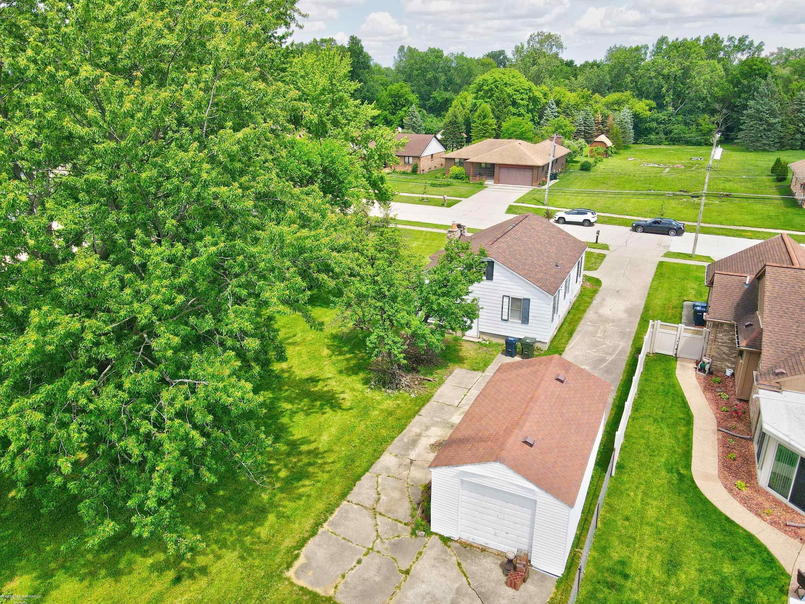 37191 Dundee Street Sterling Heights, MI 48310 - Photo 20 of 30
