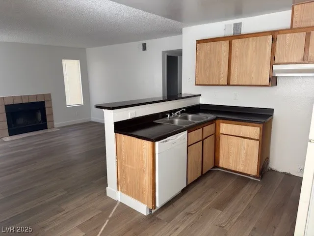 $1,050 | 4162 Orbit Avenue, Unit 1055, Las Vegas, NV 89115