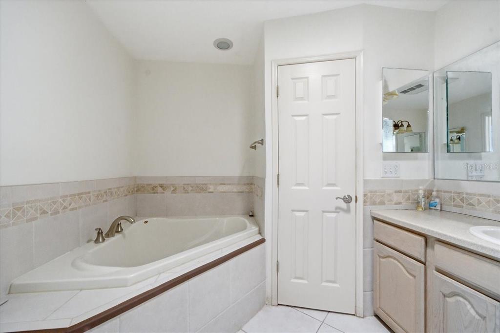 1680 Fox Road Clearwater, FL 33764 - Photo 47 of 72