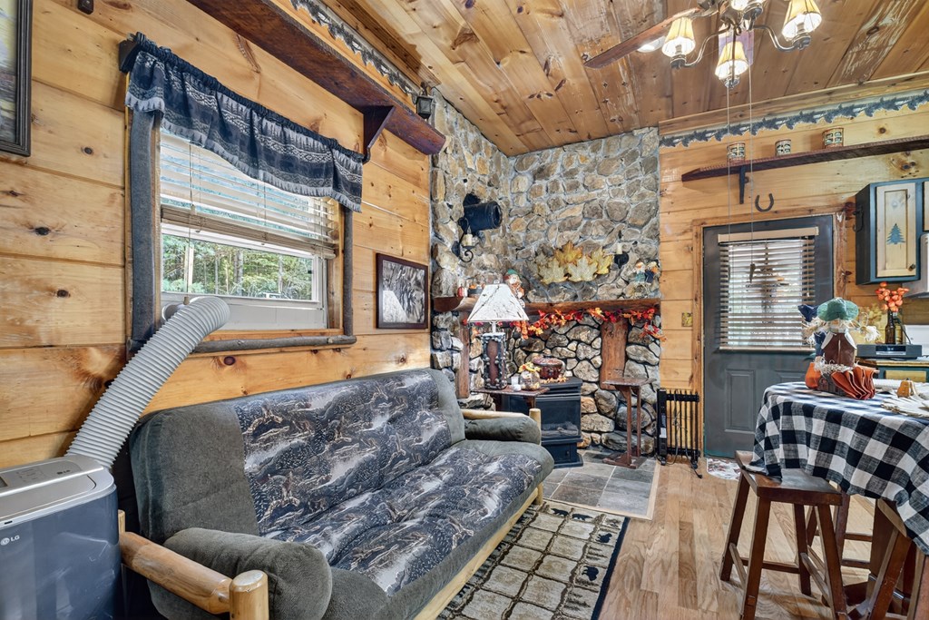 422 Timber Ridge Road South Blairsville, GA 30512 - Photo 6 of 26 Gallery Image 6