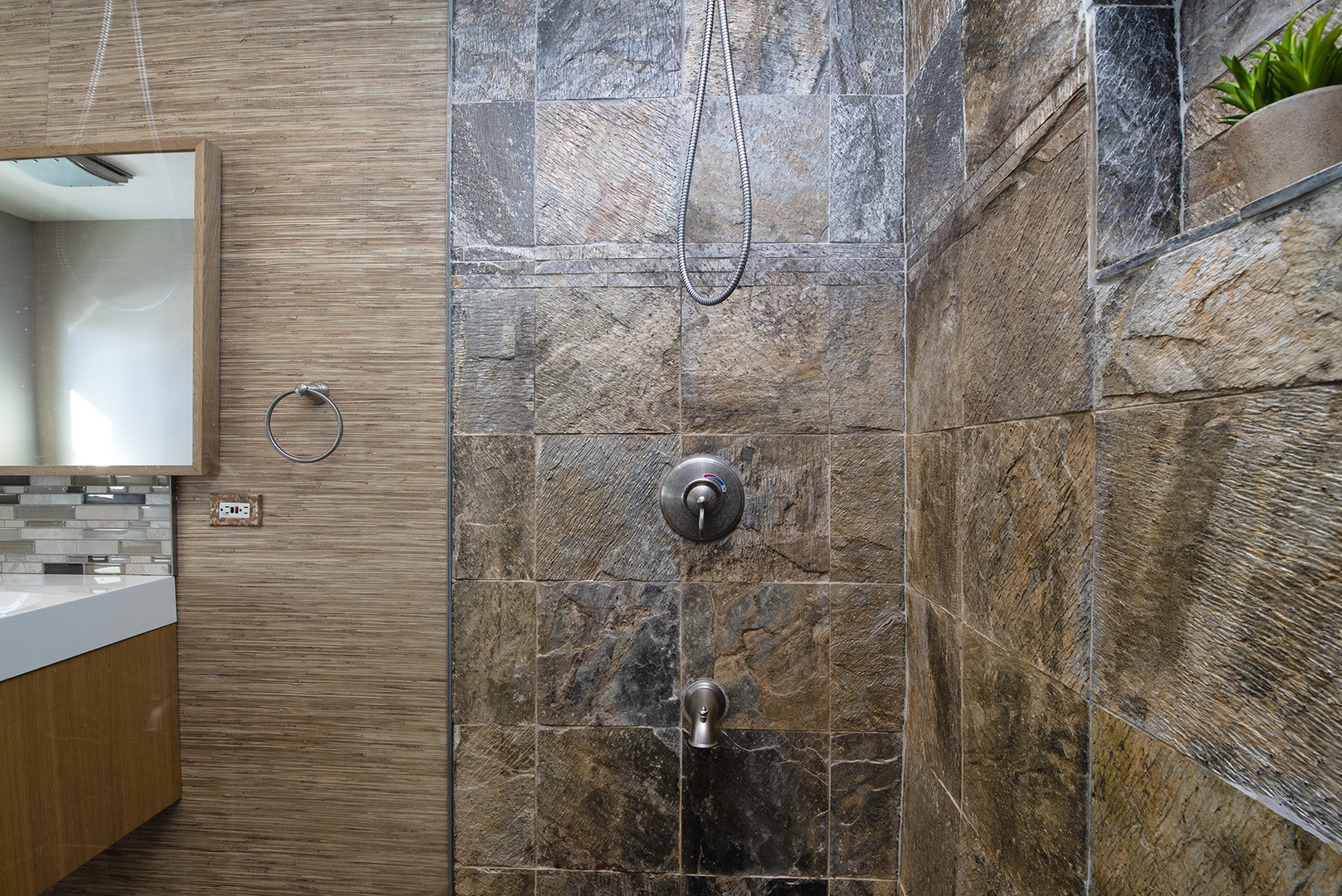 417 Warren Road Glenview, IL 60025 - Photo 12 of 24 a bathroom with a shower
