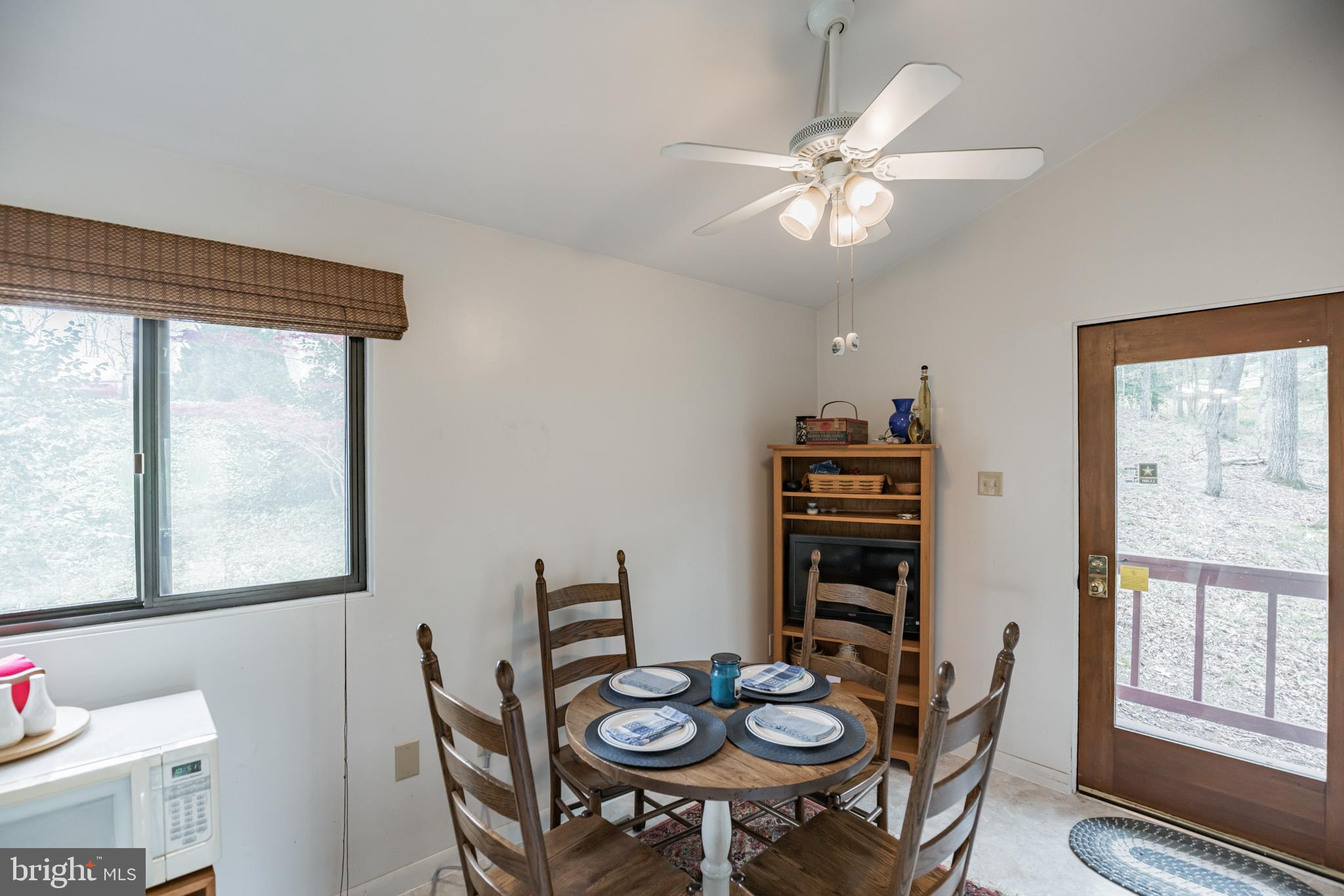 615 Running Fox Road Lusby, MD 20657 - Photo 14 of 30 Breakfast/Coffee Nook