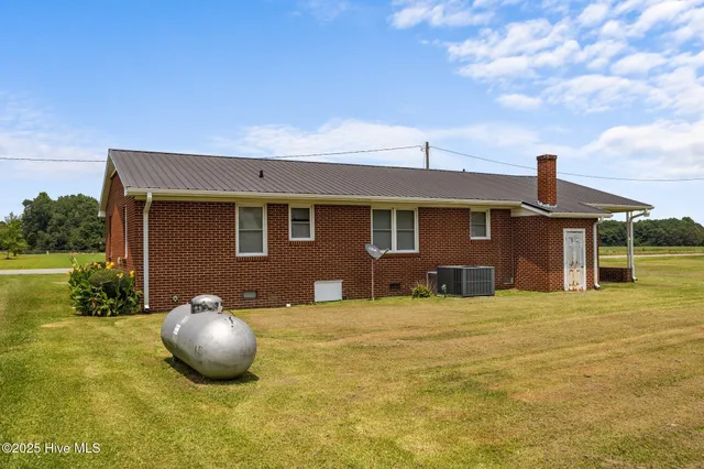 $192,000 | 2705 John Green Smith Road, Deep Run, NC 28525