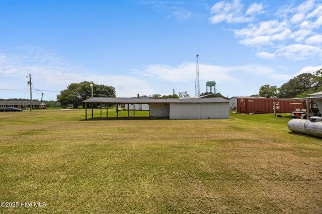 $192,000 | 2705 John Green Smith Road, Deep Run, NC 28525