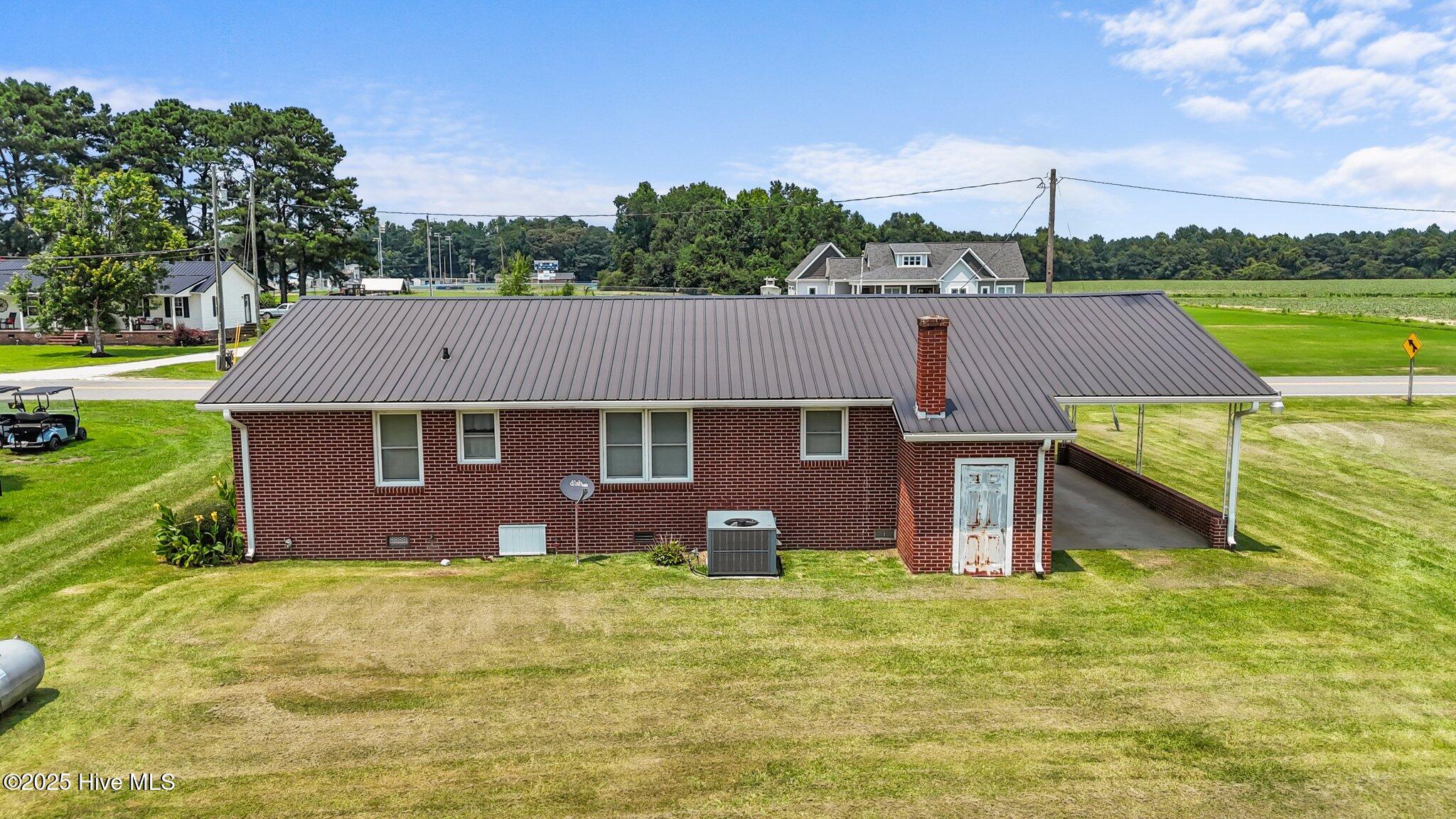 2705 John Green Smith Road Deep Run, NC 28525 - Photo 7 of 53 7-web-or-mls-DJI_20250625141038_0670_D