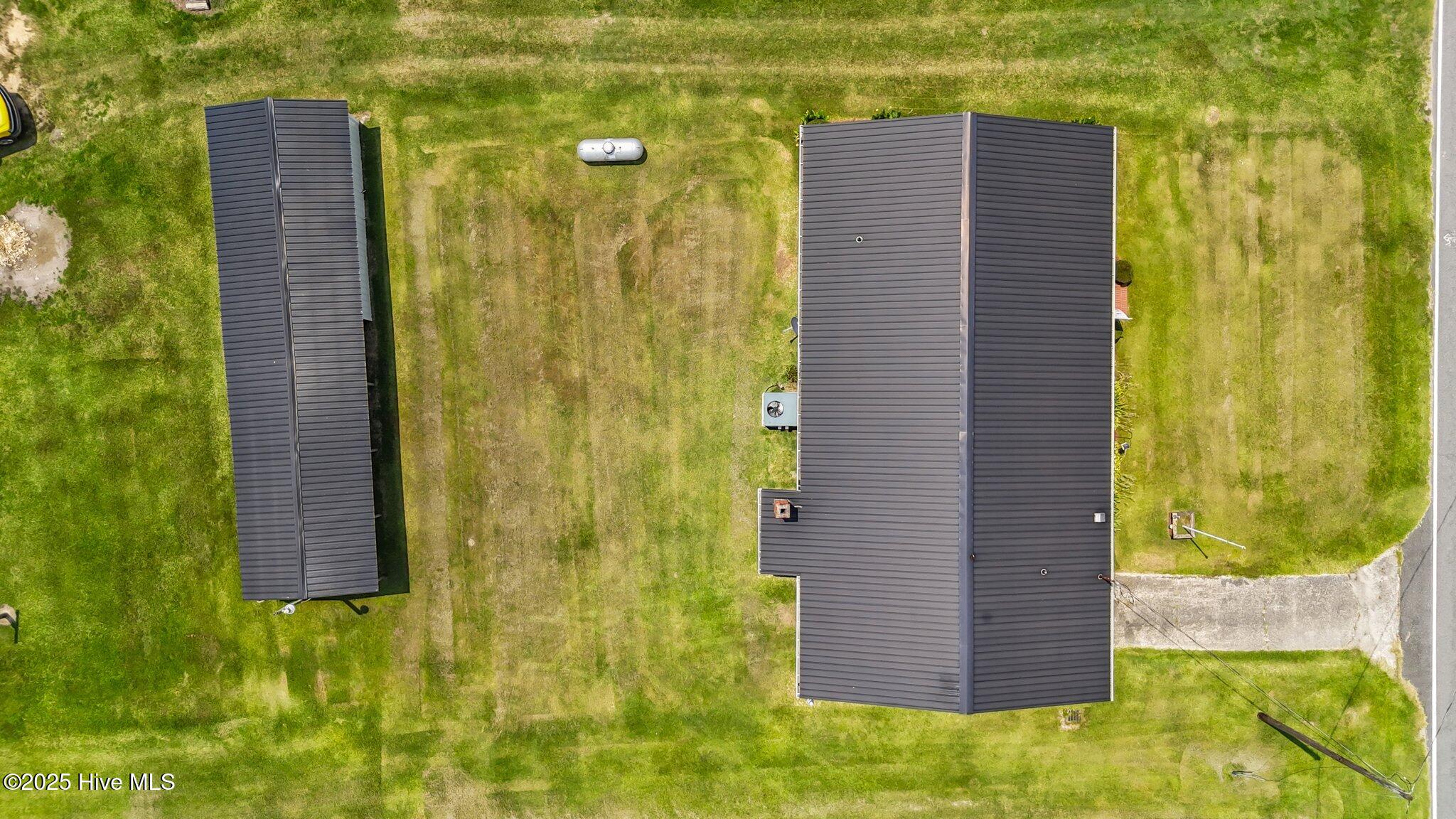 2705 John Green Smith Road Deep Run, NC 28525 - Photo 10 of 53 10-web-or-mls-DJI_20250625141158_0673_D