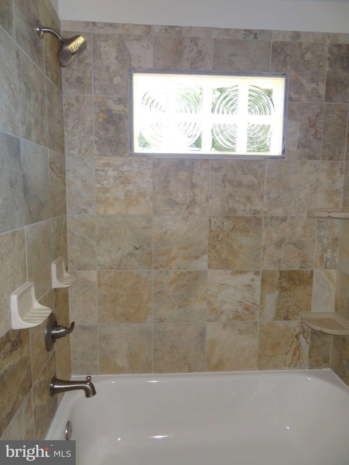 113 Roselawn Road Annapolis, MD 21403 - Photo 19 of 28 Bath