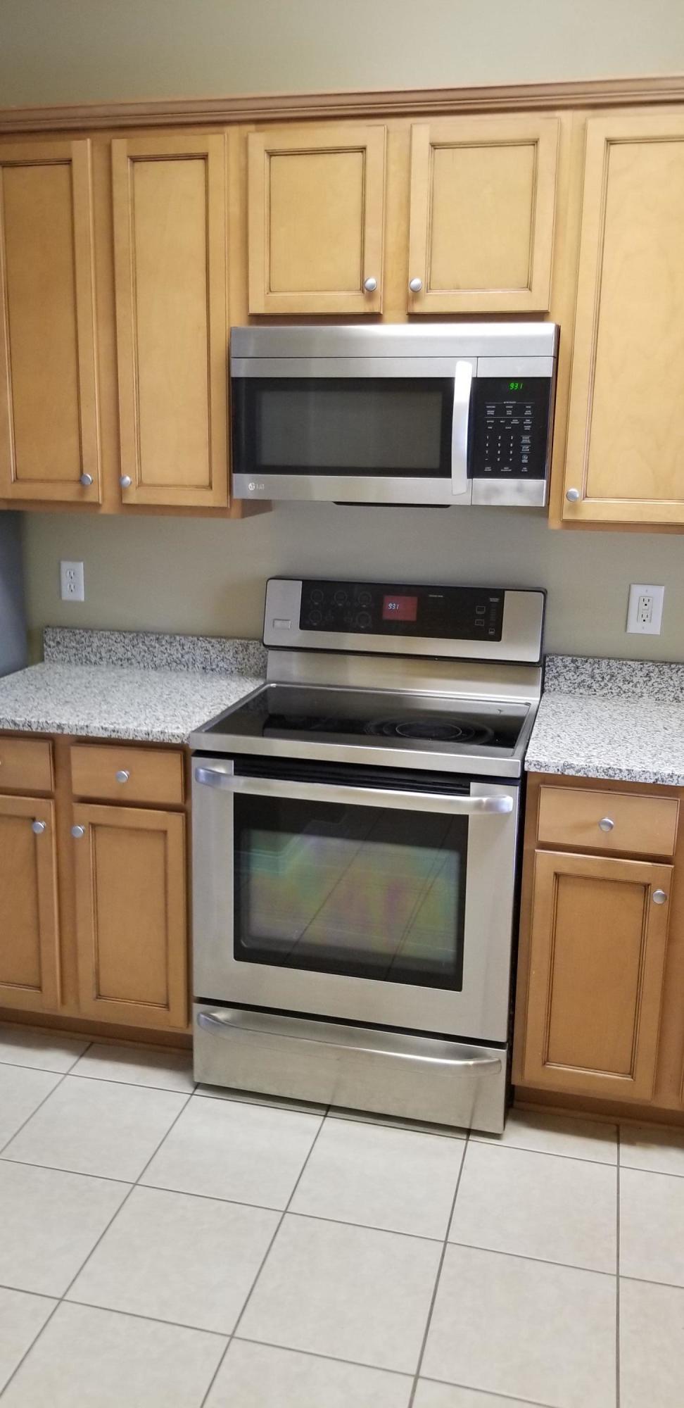 24 Myrtle Oak Way Santa Rosa Beach, FL 32459 - Photo 21 of 73 Kitchen with LG Stainless Appliances