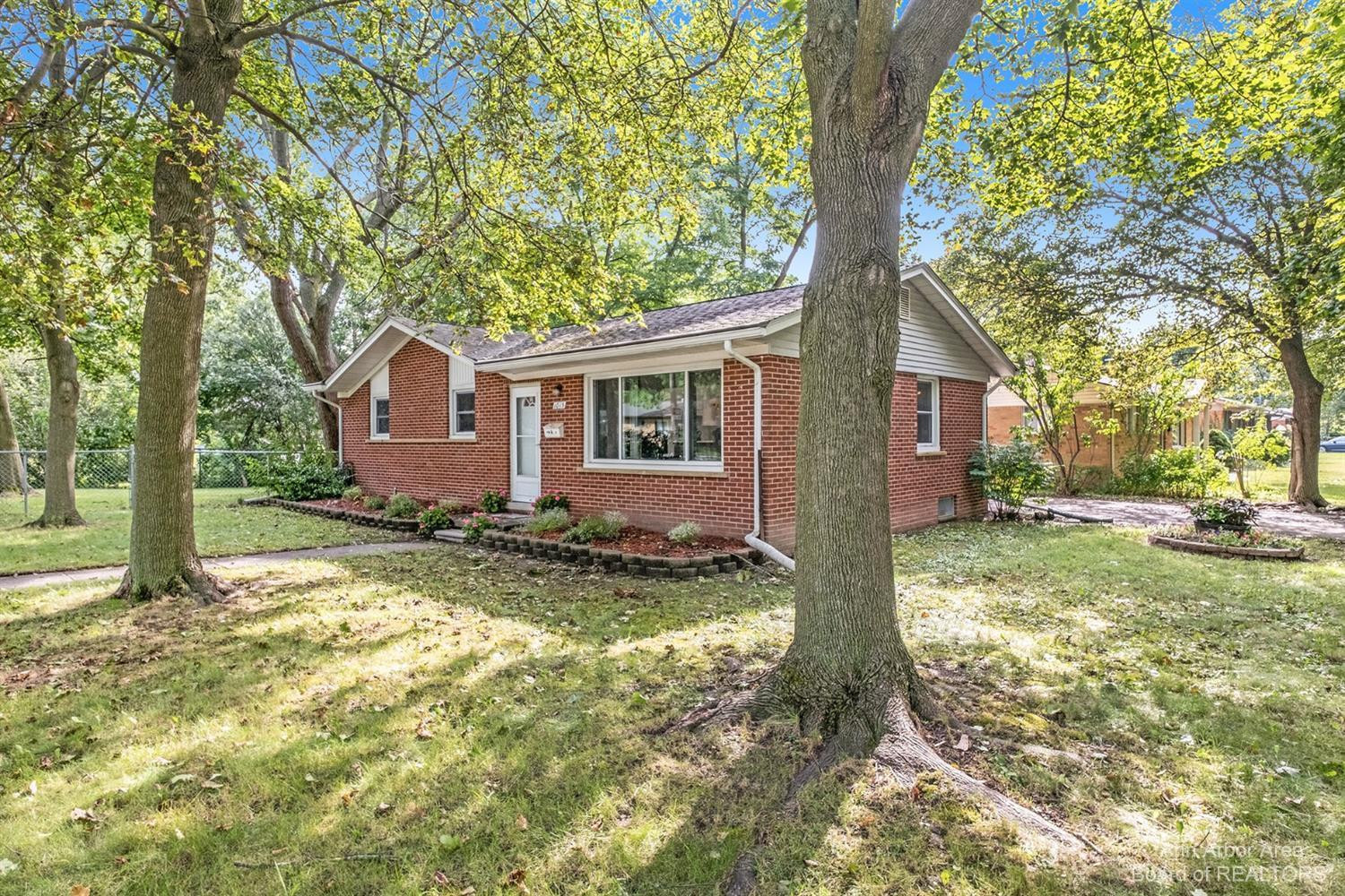 1015 North Maple Road Ann Arbor, MI 48103 - Photo 27 of 29 Photo 27