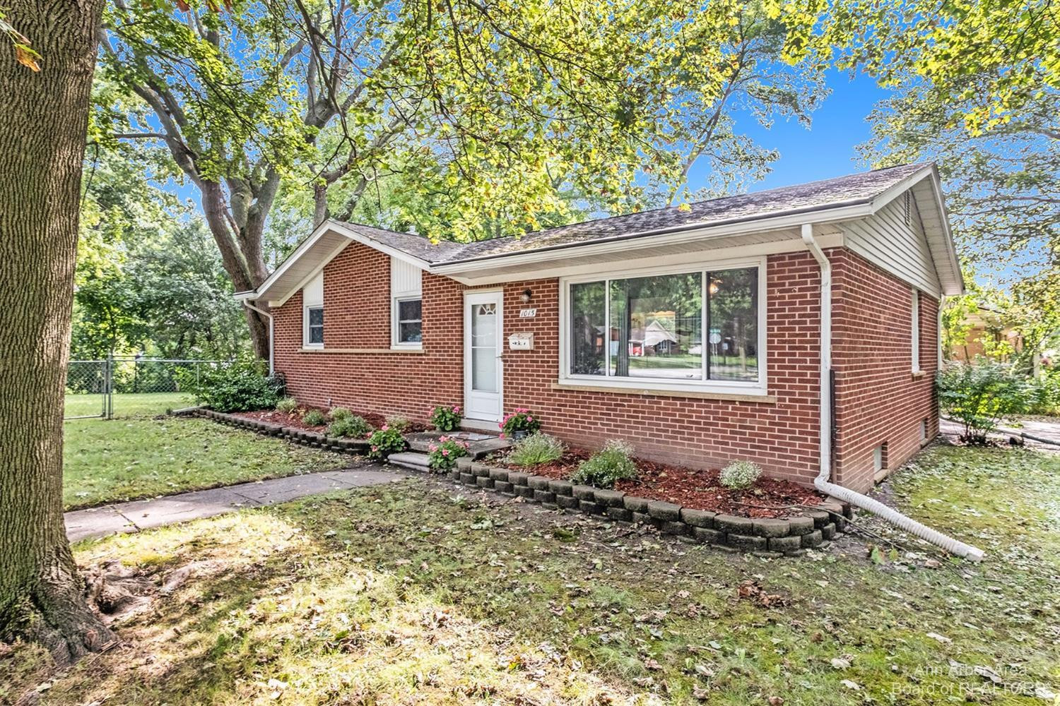 1015 North Maple Road Ann Arbor, MI 48103 - Photo 28 of 29 Photo 28