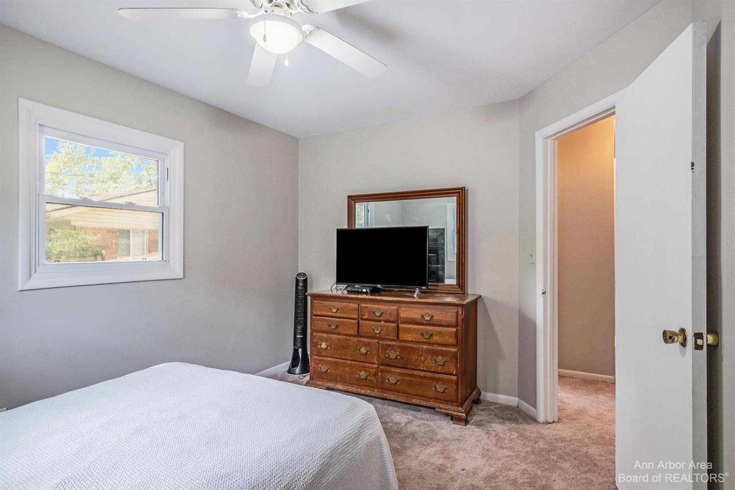 1015 North Maple Road Ann Arbor, MI 48103 - Photo 10 of 29 Photo 10