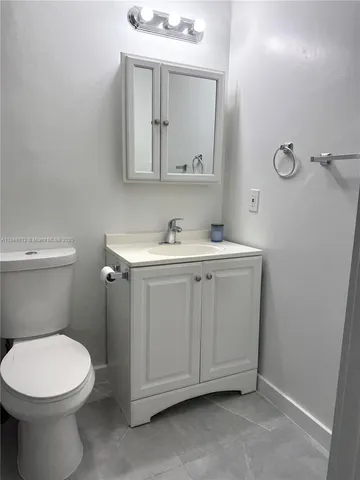 $1,500 | 624 Westward Drive, Miami Springs, FL 33166