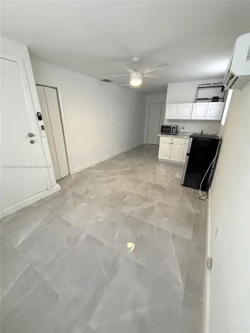 $1,500 | 624 Westward Drive, Miami Springs, FL 33166