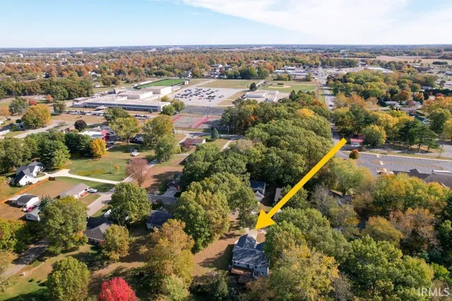 $425,000 | 1756 Chickory Lane, Rochester, IN 46975