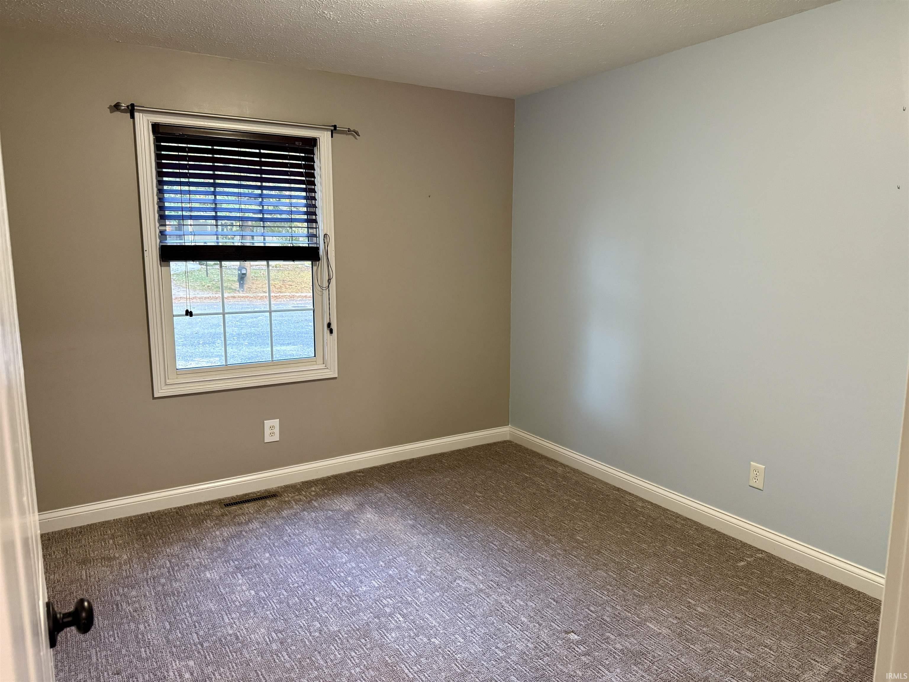 1756 Chickory Lane Rochester, IN 46975 - Photo 21 of 36