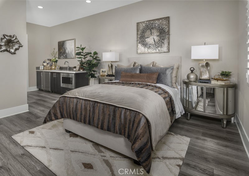 6540 Canyon Oaks Drive Simi Valley, CA 93063 - Photo 18 of 35 Junior Suite with Kitchenette