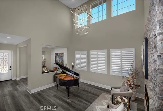 $2,049,990 | 6540 Canyon Oaks Drive, Simi Valley, CA 93063