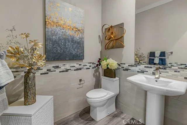 $2,049,990 | 6540 Canyon Oaks Drive, Simi Valley, CA 93063