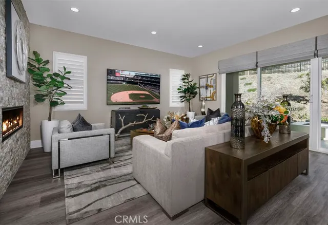 $2,049,990 | 6540 Canyon Oaks Drive, Simi Valley, CA 93063