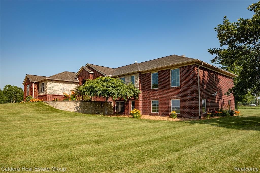 15946 Tubspring Road Allenton, MI 48002 - Photo 3 of 58