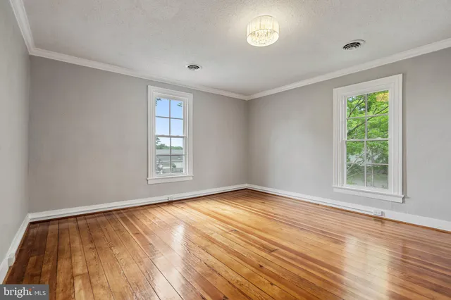 $699,000 | 105 East Washington Street, Remington, VA 22734